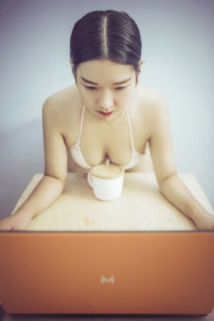 抽搐一进一出gif免费动态_全集无删减版高清免费观看