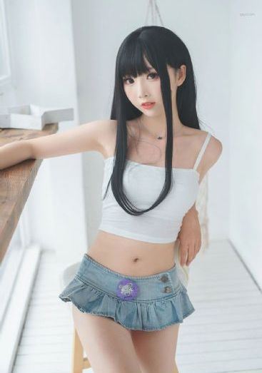 欲望之屋:偷窥的欲望 电影_十万网红美女美酱