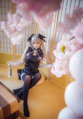 白夜追凶免费看_JVID性感写真